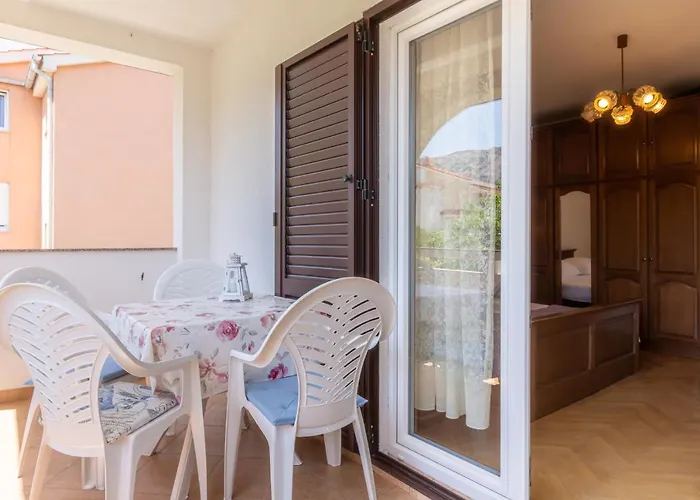 Beti With Balcony Baška
