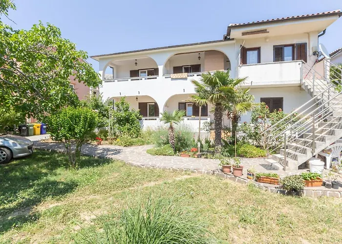 Beti With Balcony דירה באסקה